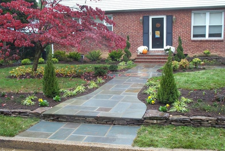 Outdoor Living & Hardscapes