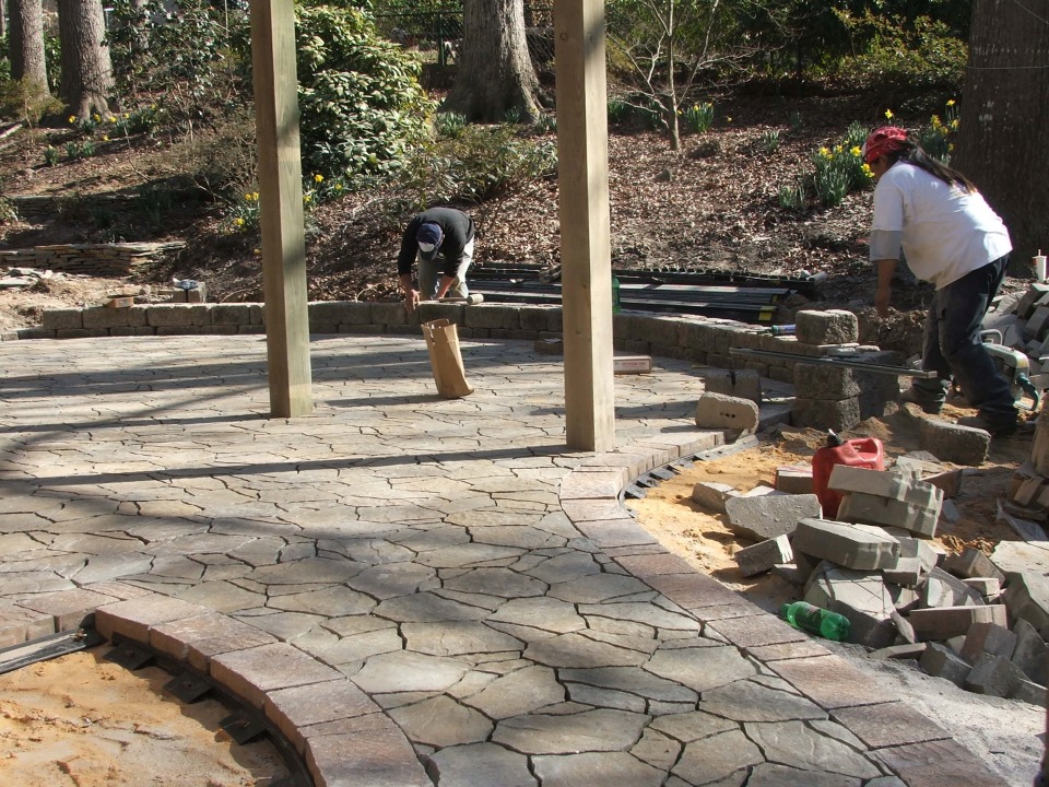 Outdoor Living & Hardscapes