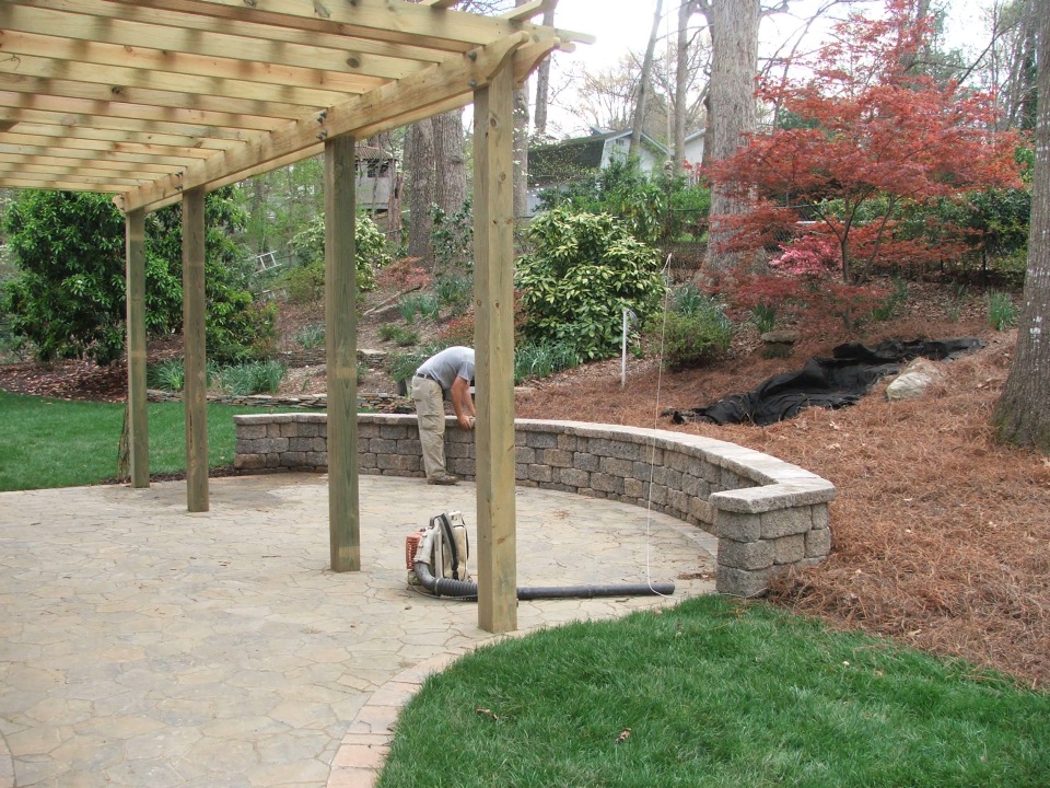 Outdoor Living & Hardscapes