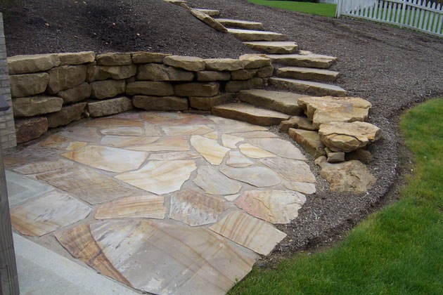 Outdoor Living & Hardscapes